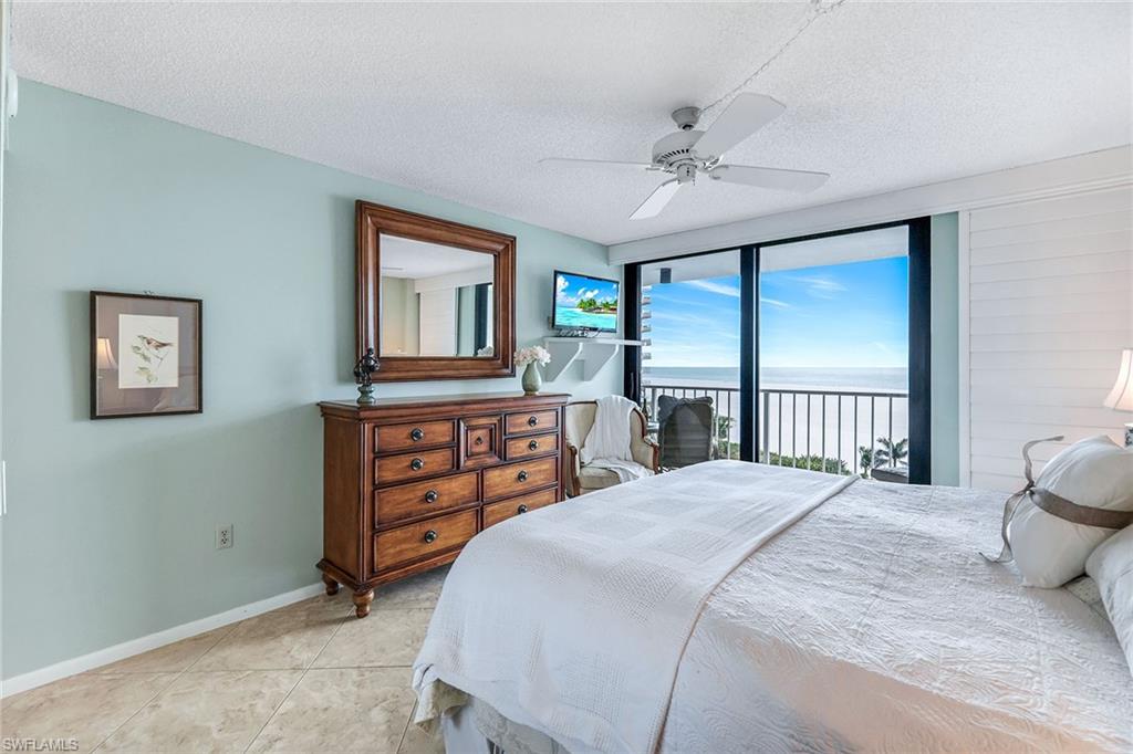 320 Seaview Ct # 805 Property Photo 21