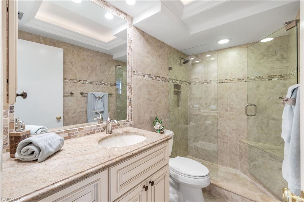 320 Seaview Ct # 805 Property Photo 26