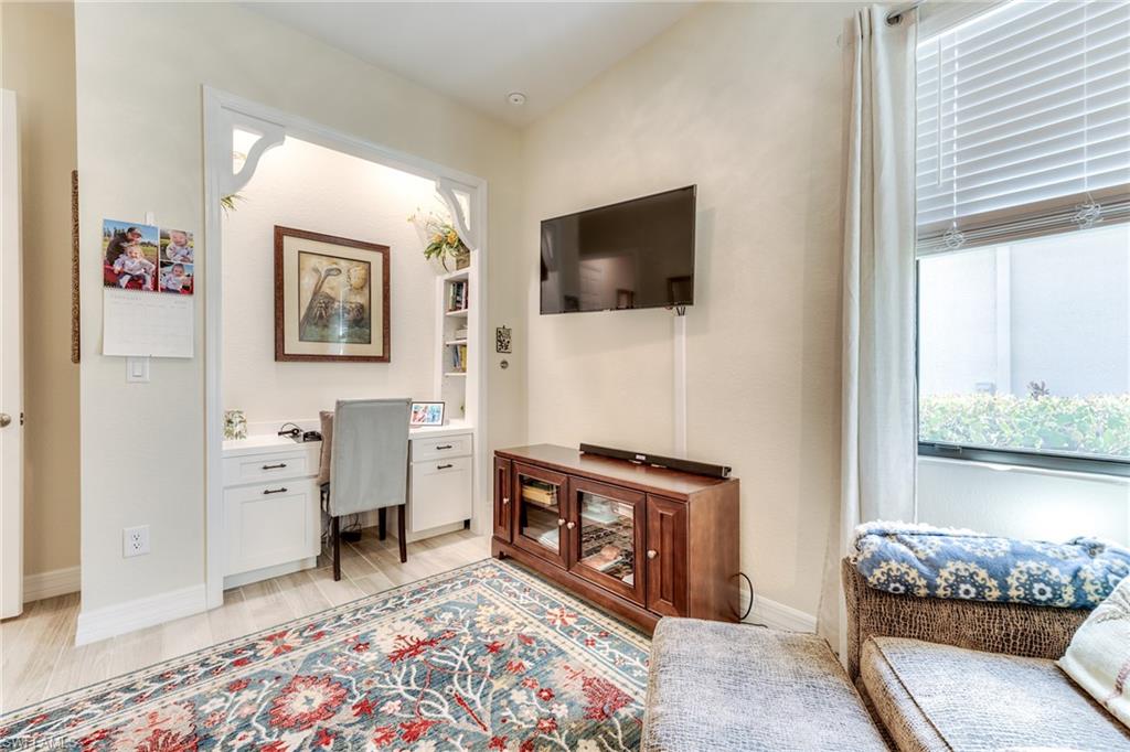 28041 Wicklow Ct Property Photo 18