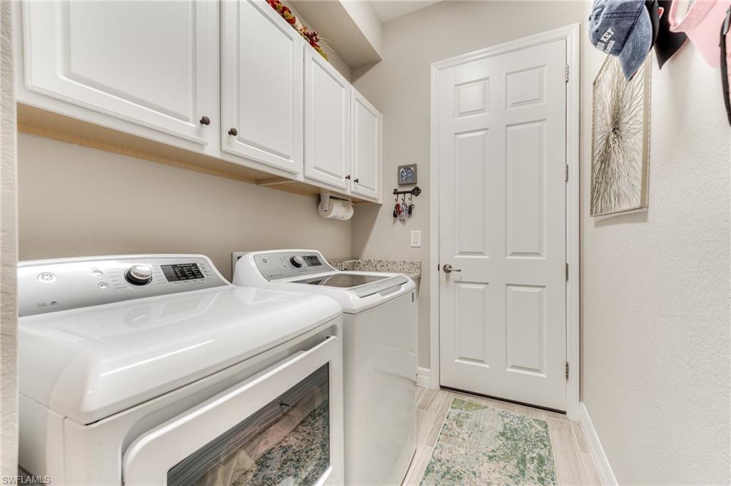 28041 Wicklow Ct Property Photo 27