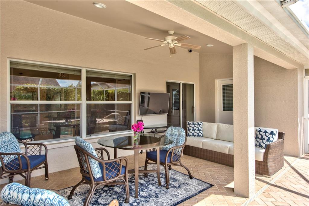 22030 Seashore Cir Property Photo 21