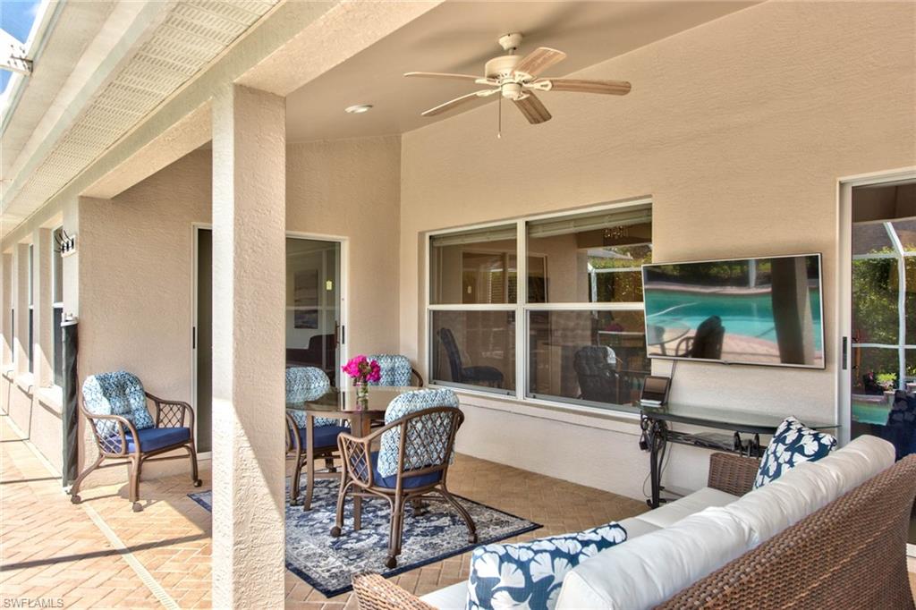 22030 Seashore Cir Property Photo 22
