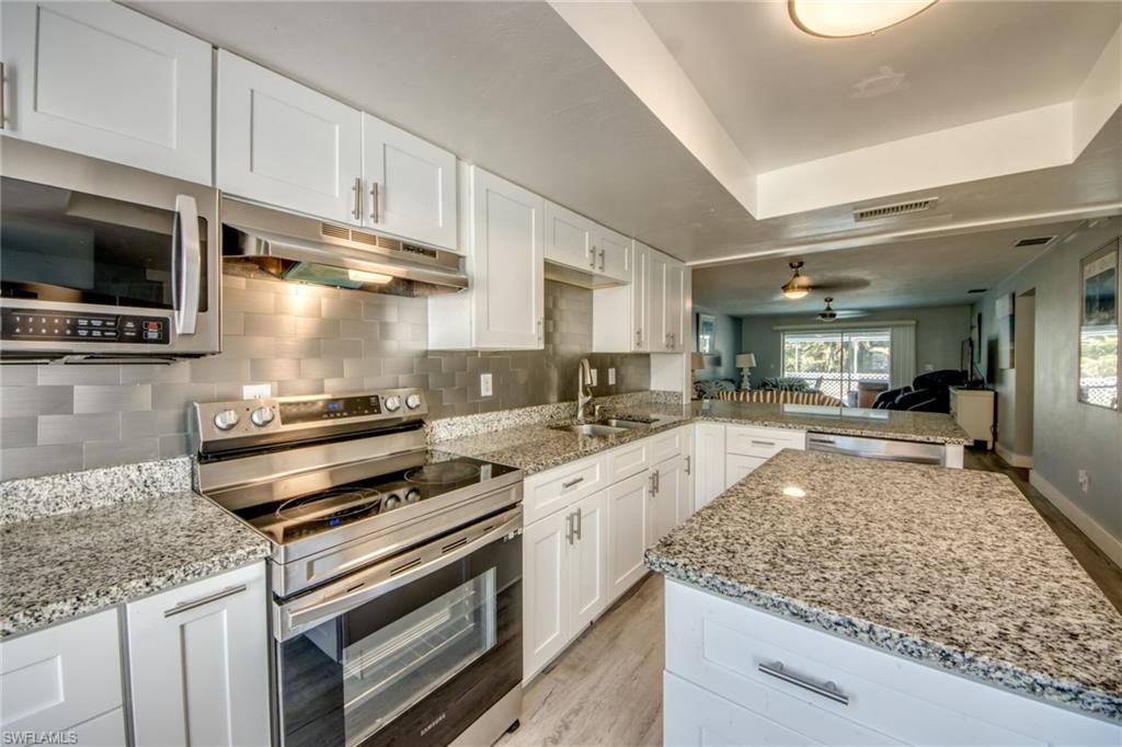912 Se 24th Ave # A Property Photo 6