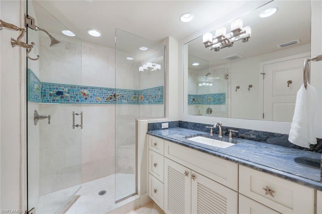 3401 Gulf Shore Blvd N # 303 Property Photo 23
