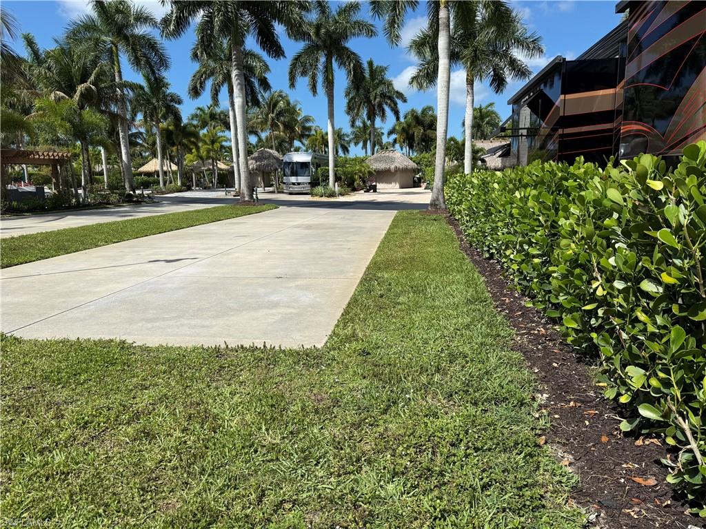 13594 Snapper Ln Property Photo 6