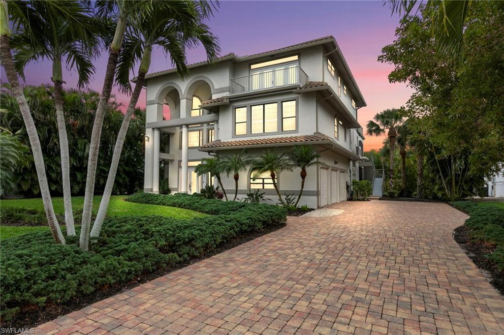 516 Spinnaker Dr Property Photo