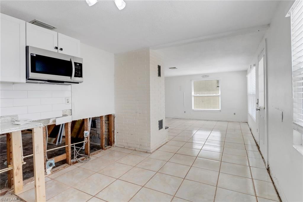 2686 Clyde St Property Photo 12