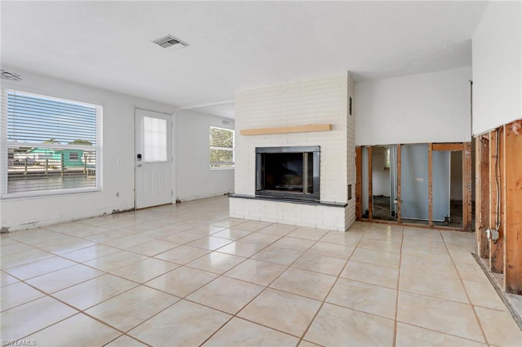 2686 Clyde St Property Photo 20