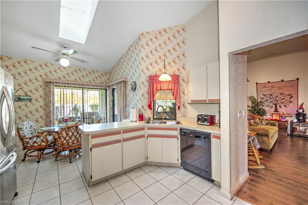 19484 Midway Blvd Property Photo 8