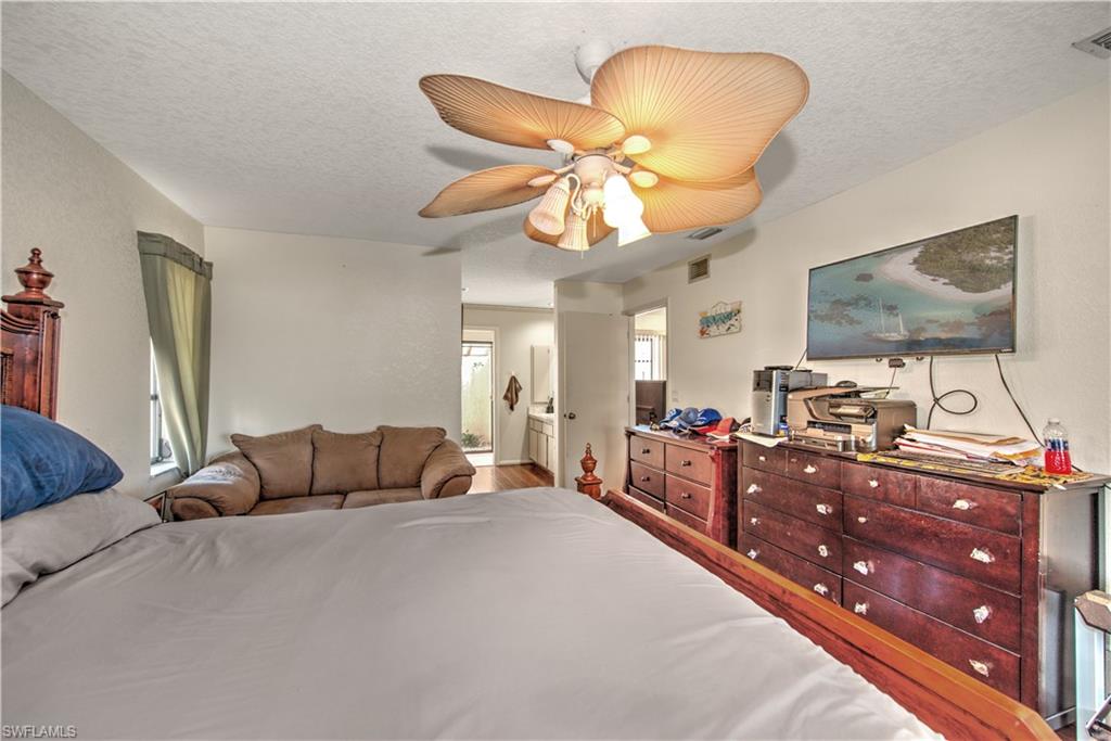 19484 Midway Blvd Property Photo 12