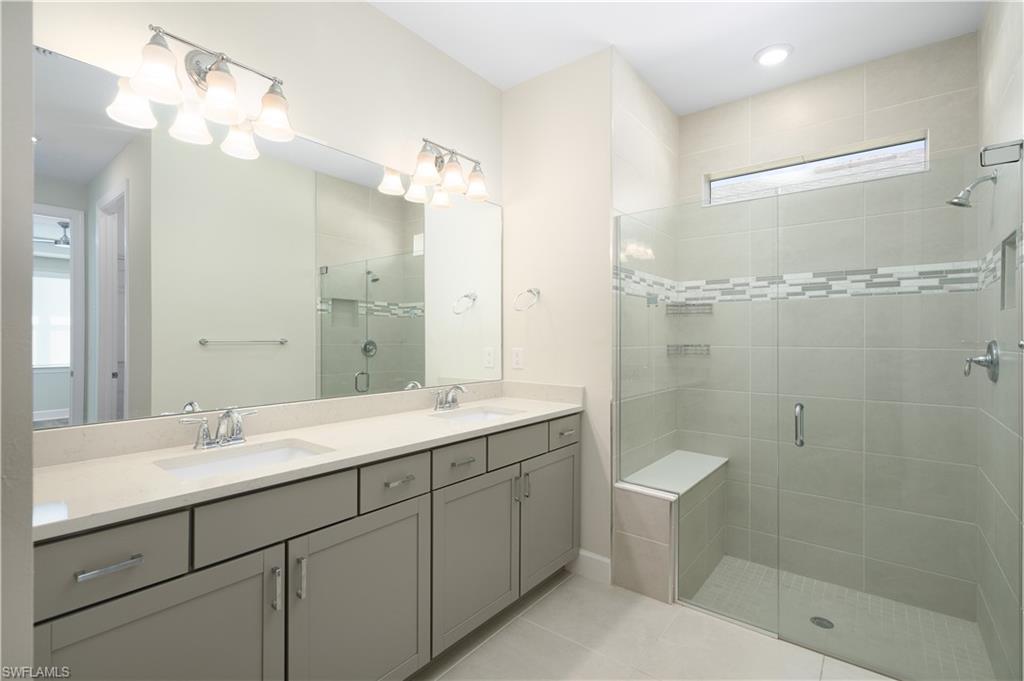 42186 Edgewater Dr Property Photo 10