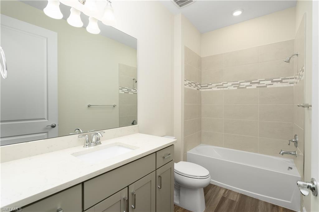 42186 Edgewater Dr Property Photo 13