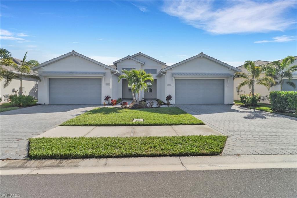 9044 Saint Lucia Dr Property Photo