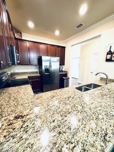 10285 Via Colomba Cir Property Photo 9