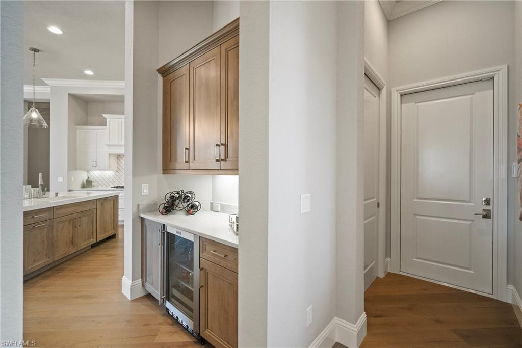 6604 Barbera Ln Property Photo 13