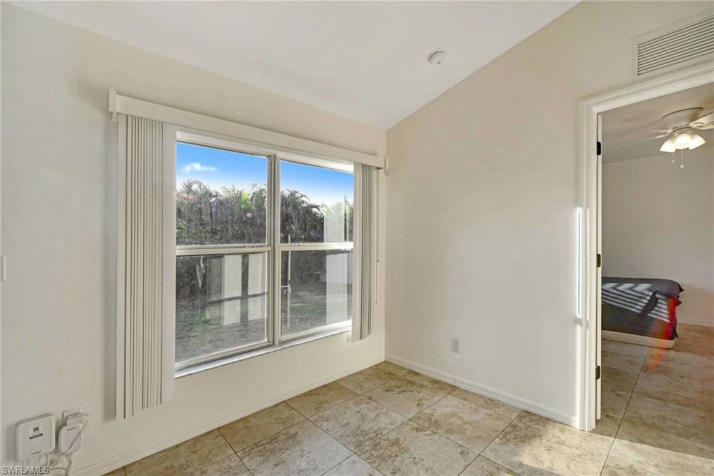 30 Sw 21st Pl Property Photo 10