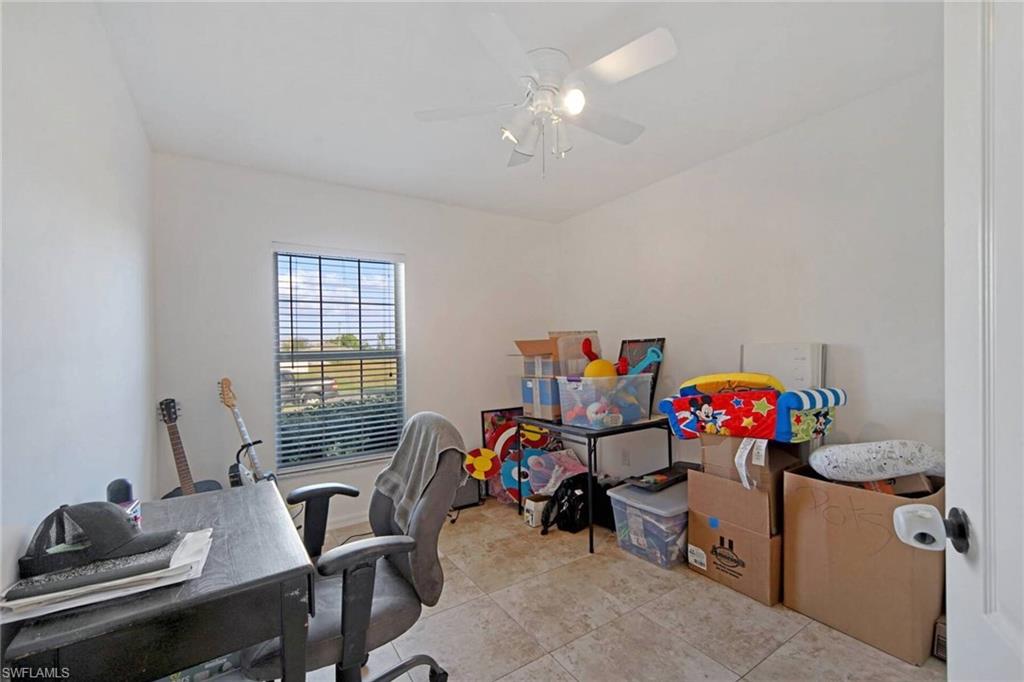30 Sw 21st Pl Property Photo 14