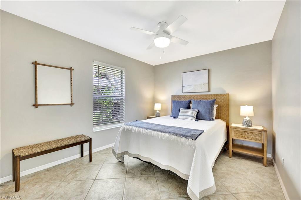 10898 Longshore Way W Property Photo 11