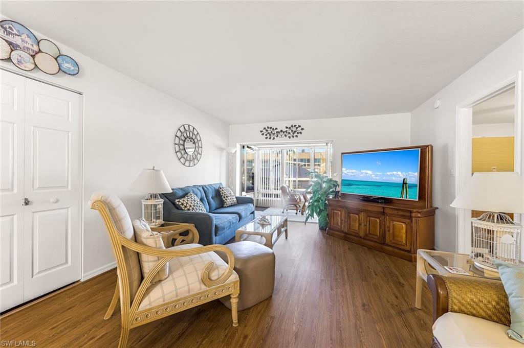 1661 Edith Esplanade # 102 Property Photo 6