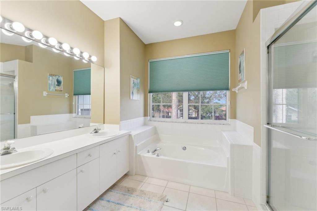 11771 Pinewood Lakes Dr Property Photo 30