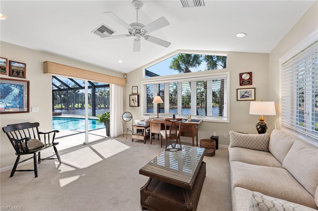25 Grey Wing Pt Property Photo 15