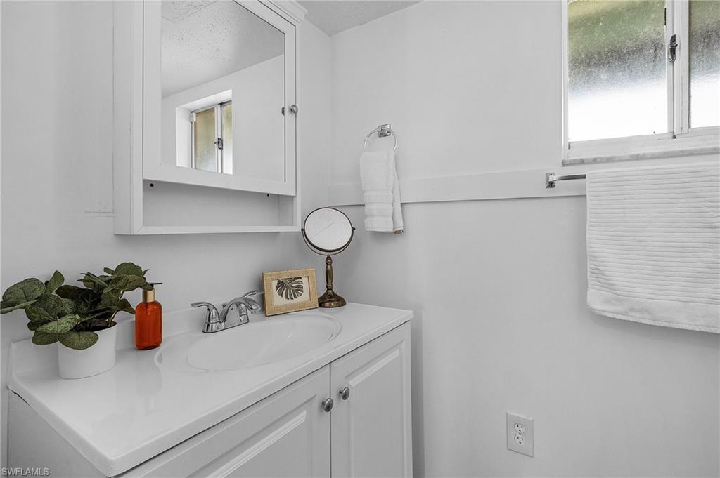 7431 Barrancas Ave Property Photo 25