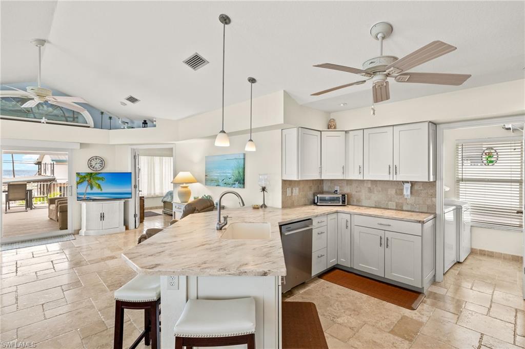 5550 Palmetto St Property Photo 32