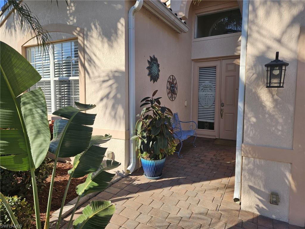 9406 Sun River WAY Property Photo 1
