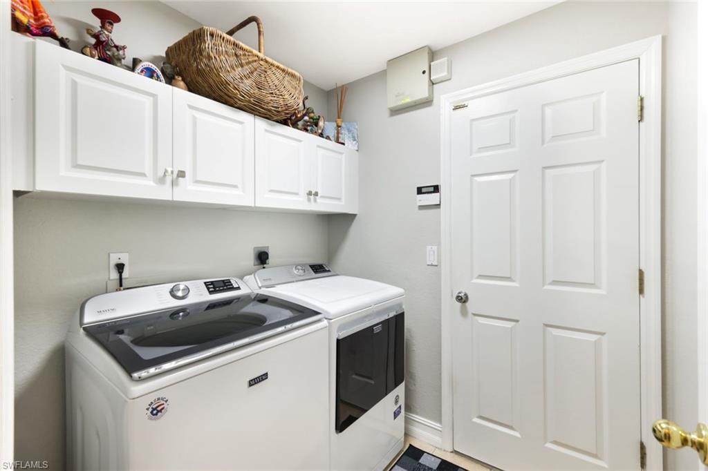 8937 Fawn Ridge Dr Property Photo 23