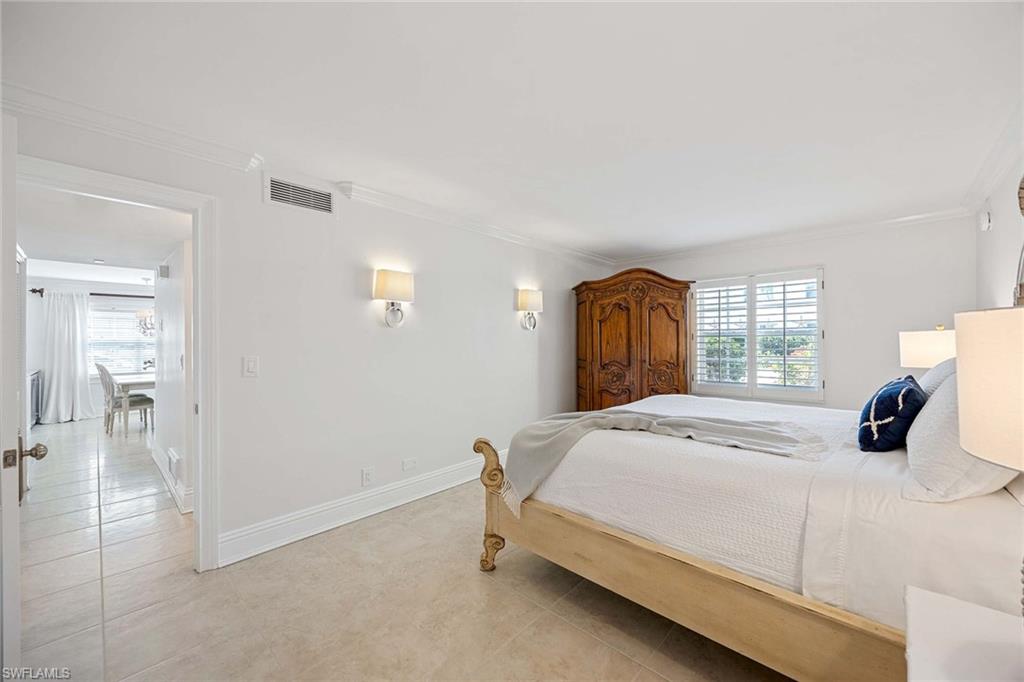 666 3rd St S # 101 Property Photo 7