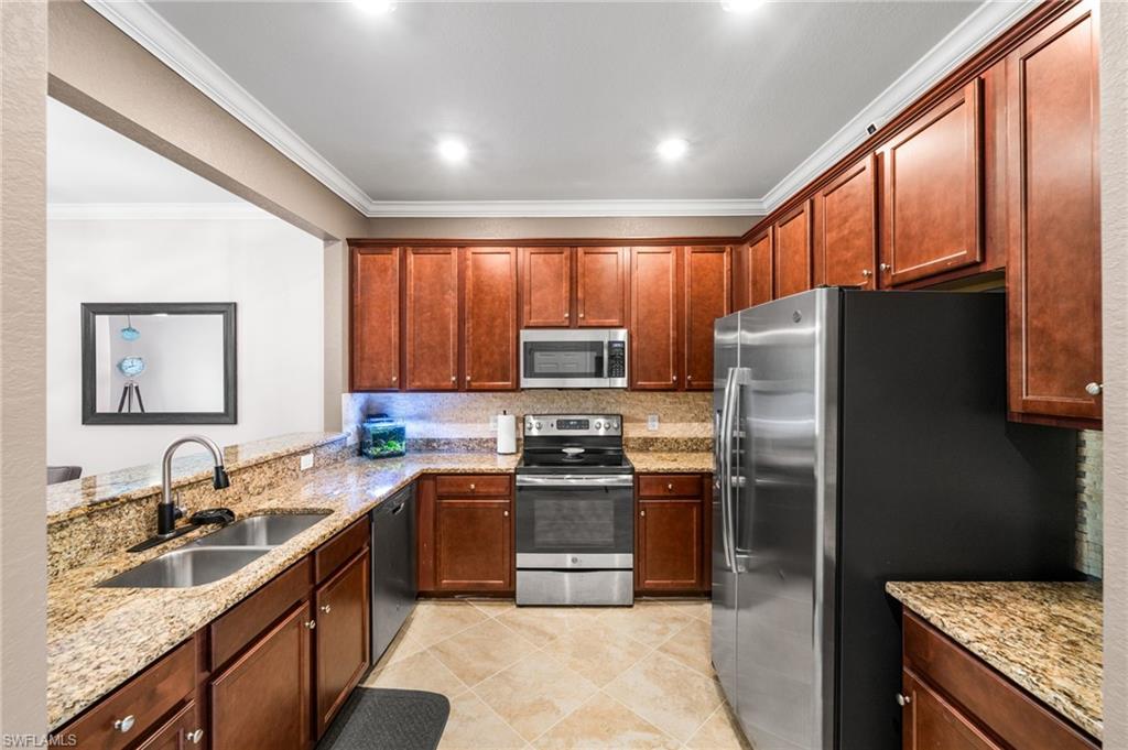 10226 Via Colomba Cir Property Photo 3