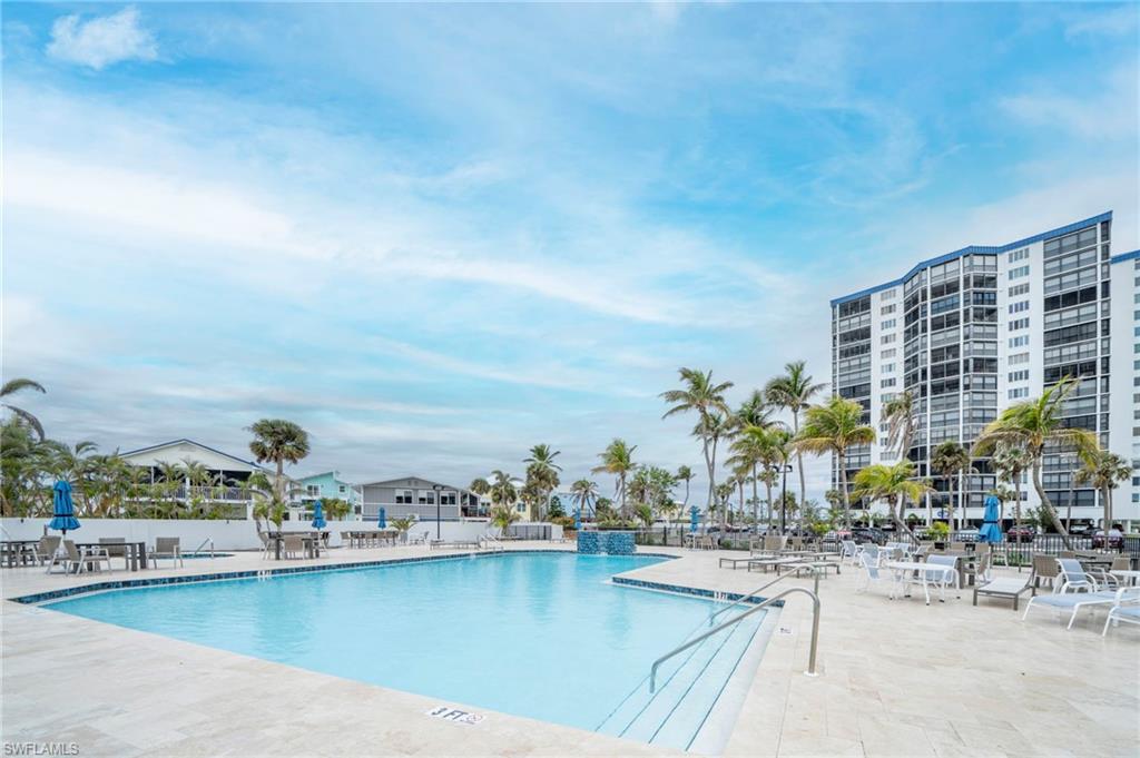 4753 Estero BLVD # 1402 Property Photo 1
