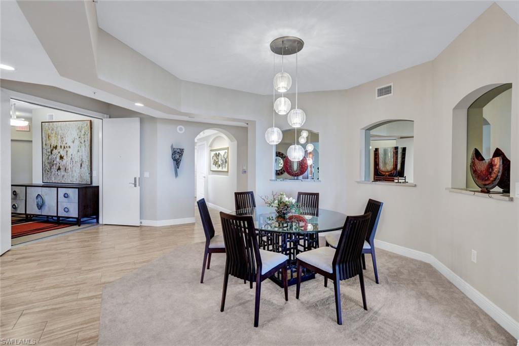 6021 Silver King Blvd # 305 Property Photo 5