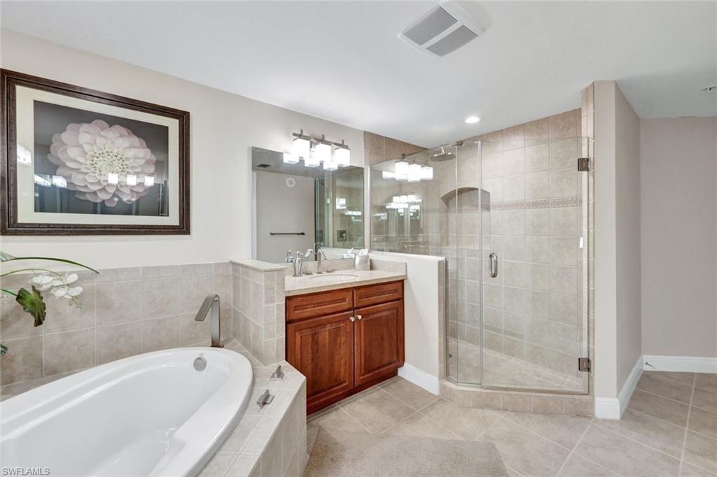 6021 Silver King Blvd # 305 Property Photo 19