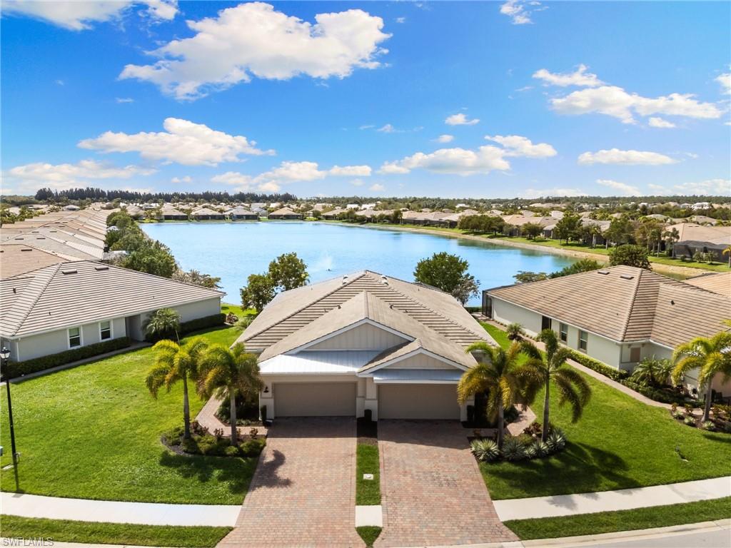 14618 Edgewater Cir Property Photo