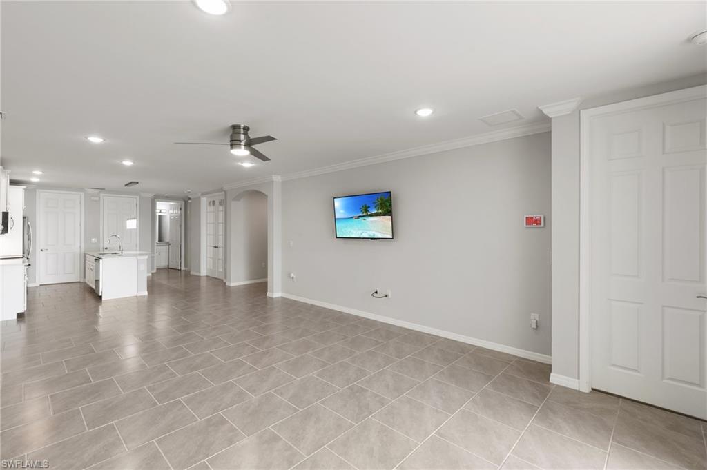 14618 Edgewater Cir Property Photo 8