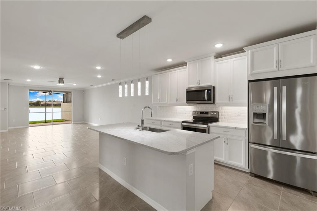 14618 Edgewater Cir Property Photo 10