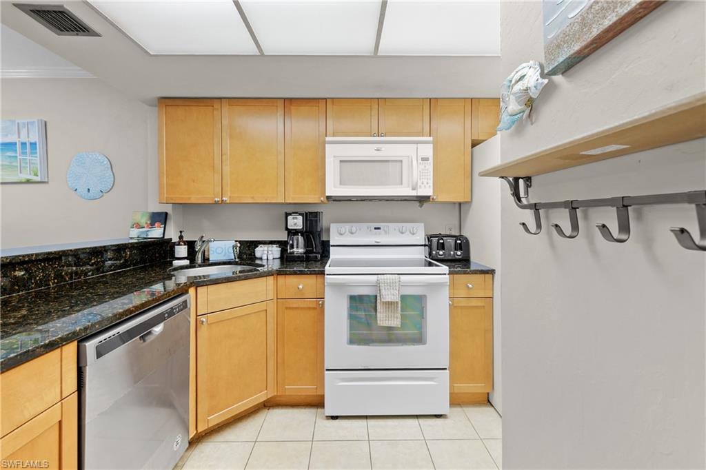 600 Neapolitan Way # 343 Property Photo 7