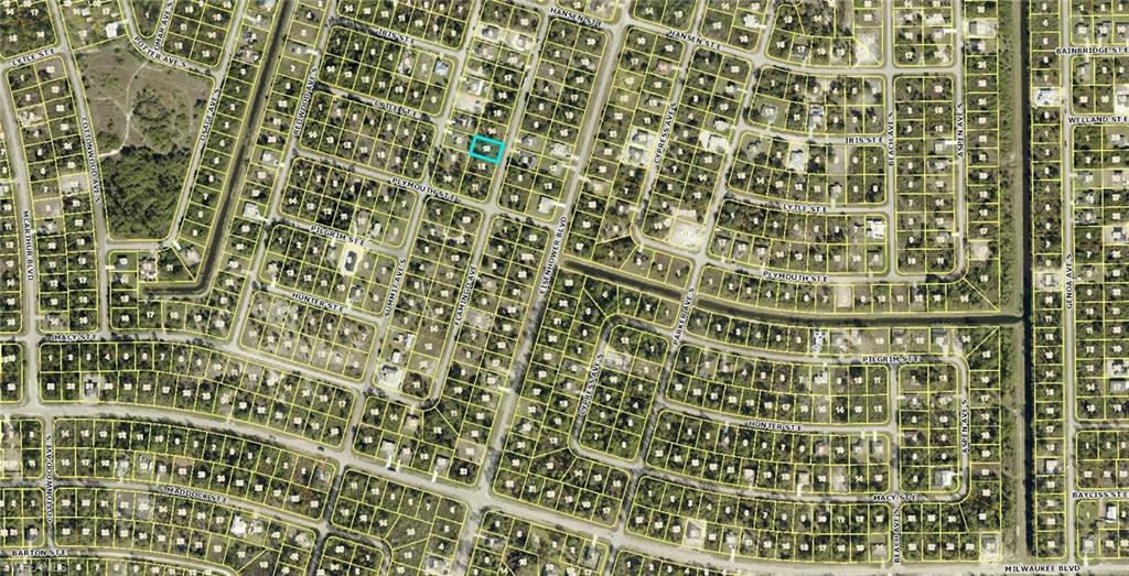 548 Flamingo Ave S Property Photo 3
