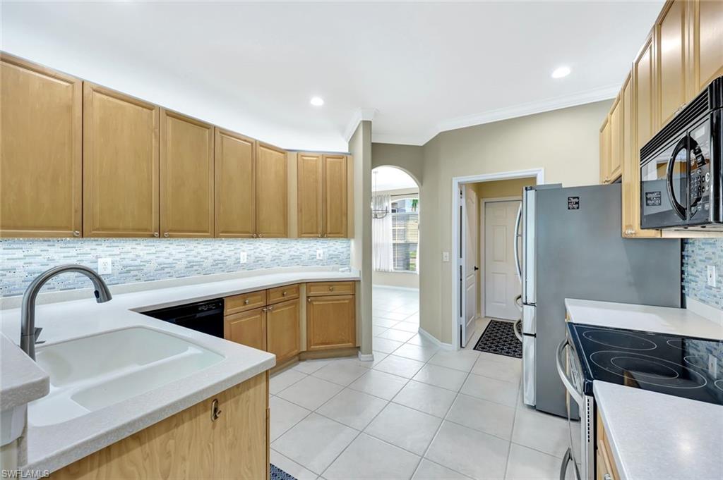 4134 Olde Meadowbrook Ln Property Photo 8
