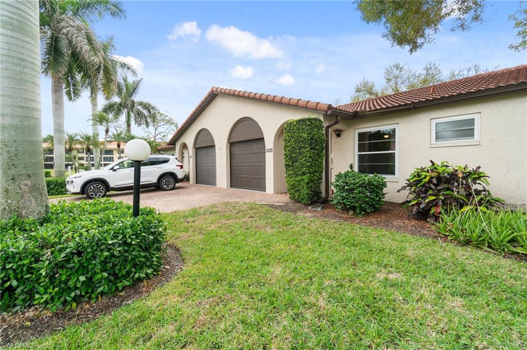 1094 Forest Lakes Dr Property Photo