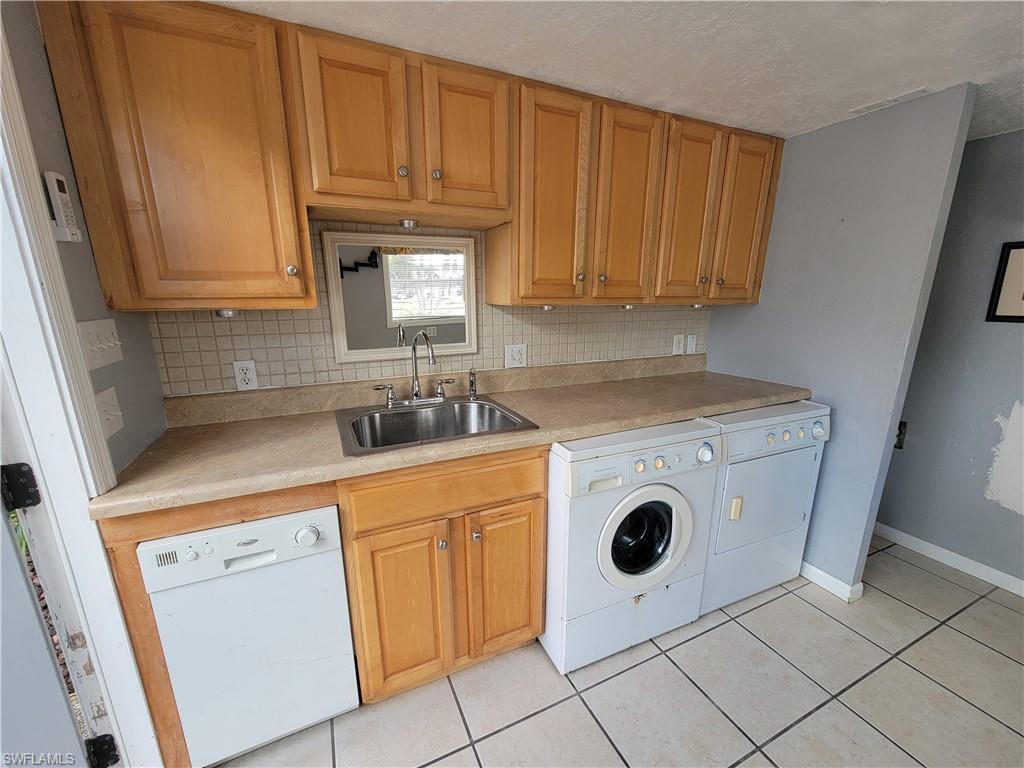 10241 Surfwood Ct Property Photo 10
