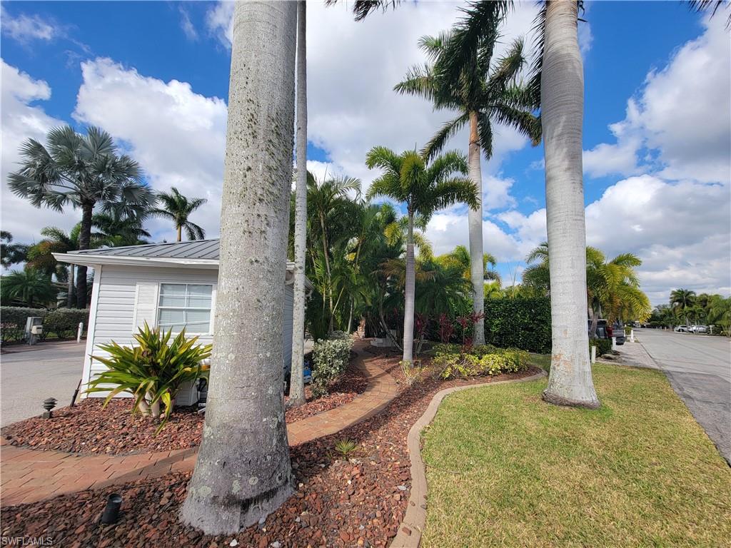 10241 Surfwood Ct Property Photo 15