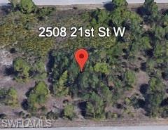 2508 21st St W Property Photo 3