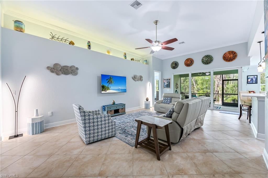 8732 Banyan Bay Blvd Property Photo 12