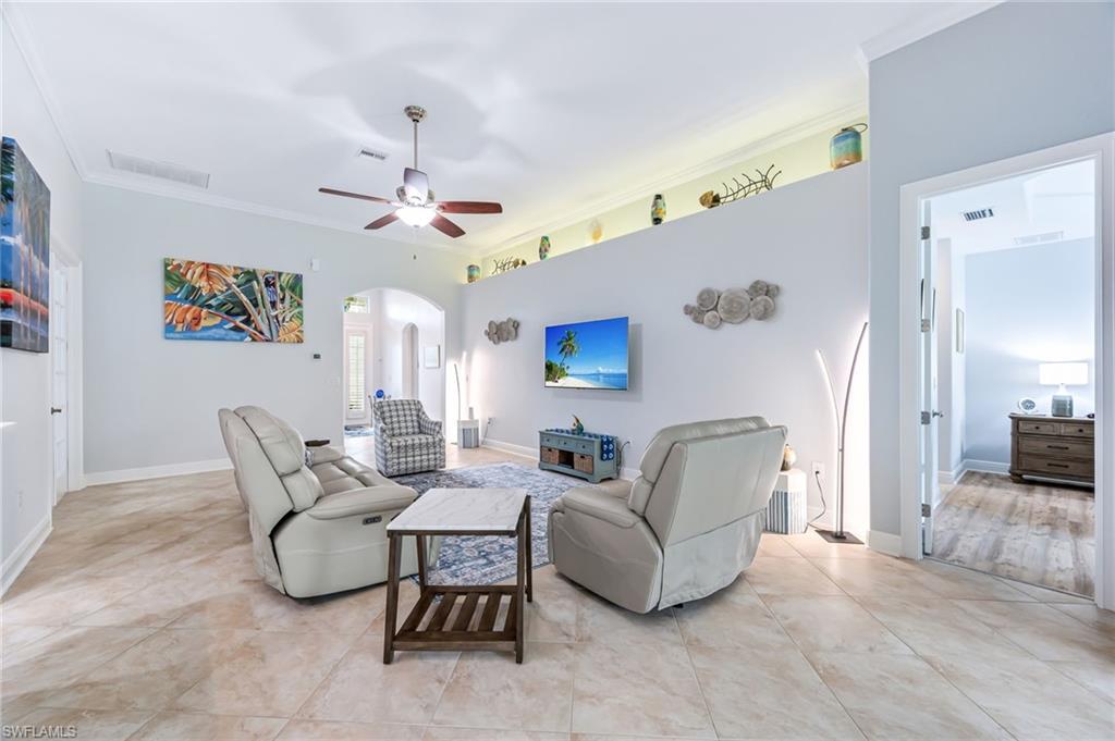 8732 Banyan Bay Blvd Property Photo 16