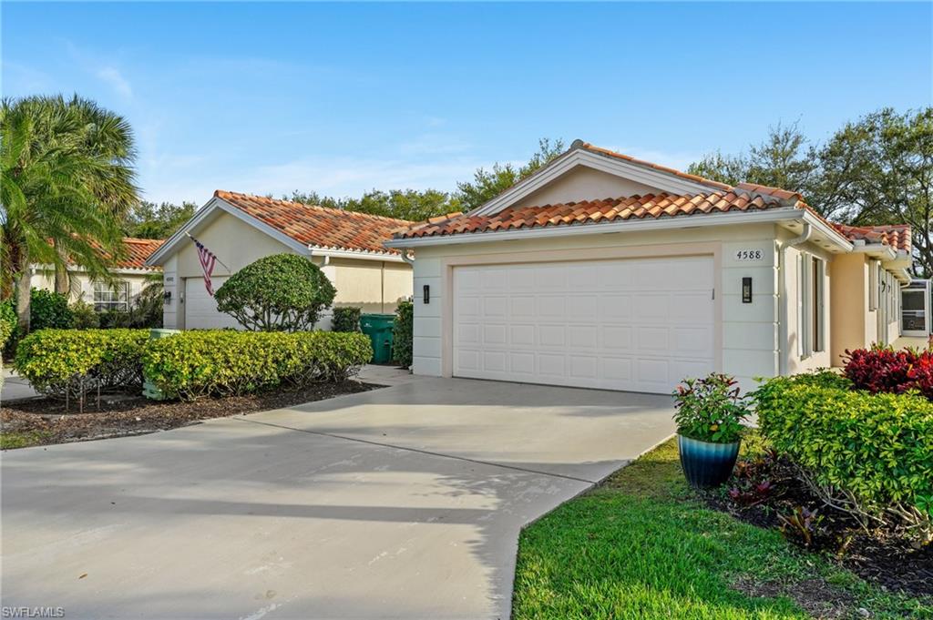 North Naples School Real Estate Listings Main Image