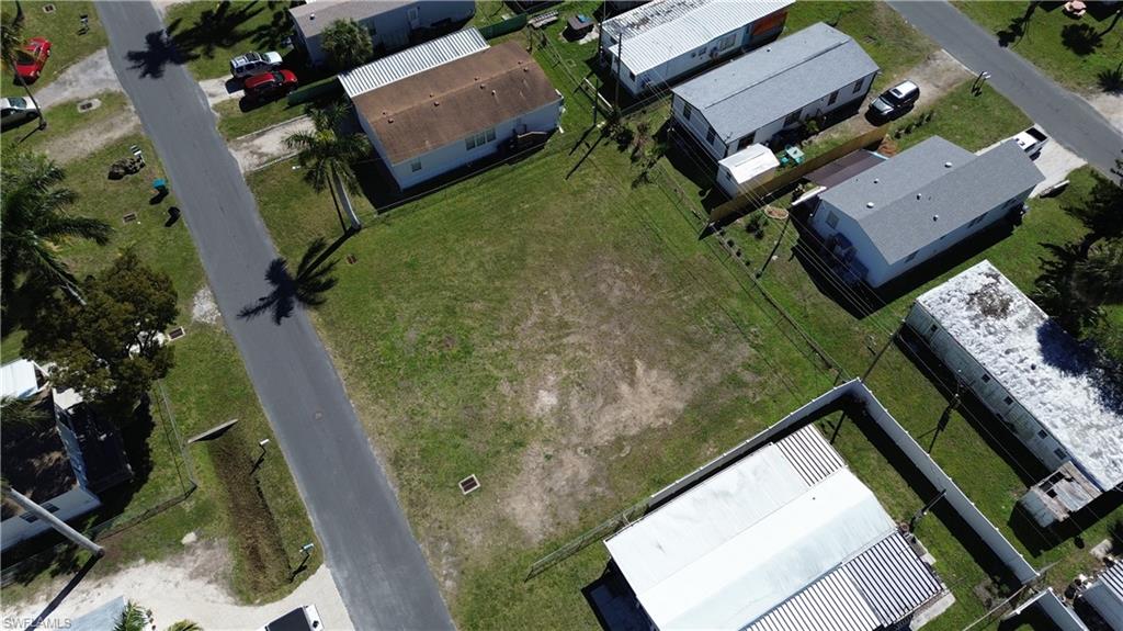 12101 Cypress Dr Property Photo 9