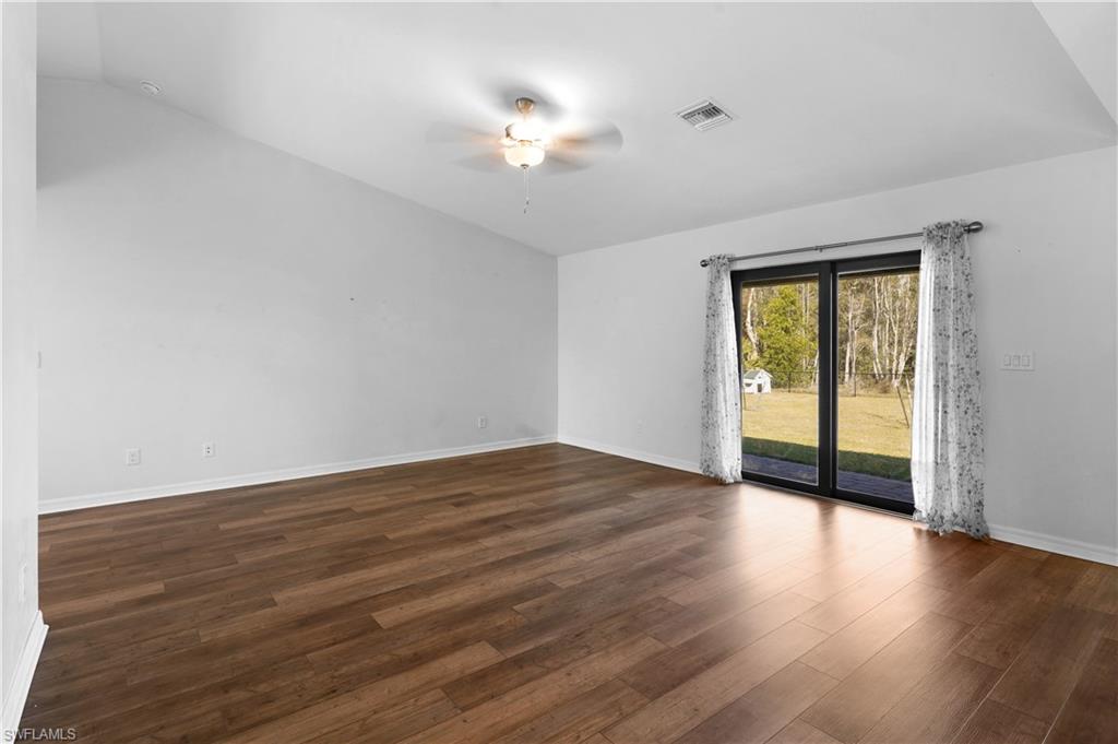 862 Winwood Cir Property Photo 4
