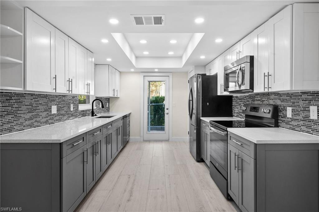 13456 Marquette Blvd Property Photo 1